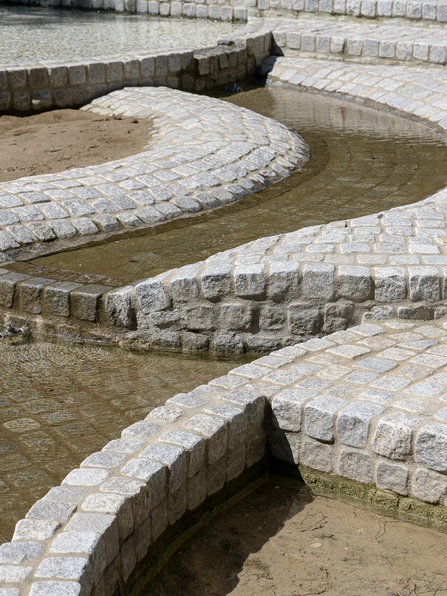 꿈을 담은 놀이터 / 우면초등학교